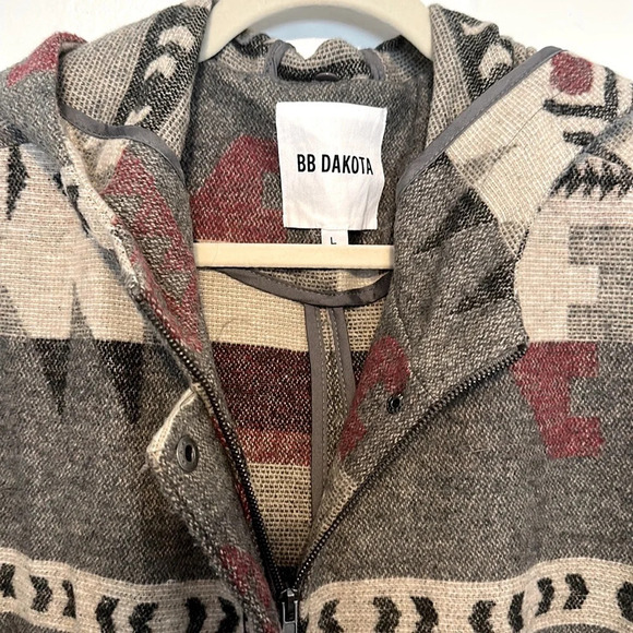 BB DAKOTA Navajo Aztec Blanket Print Wool Mix Coat EUC L - Picture 2 of 4